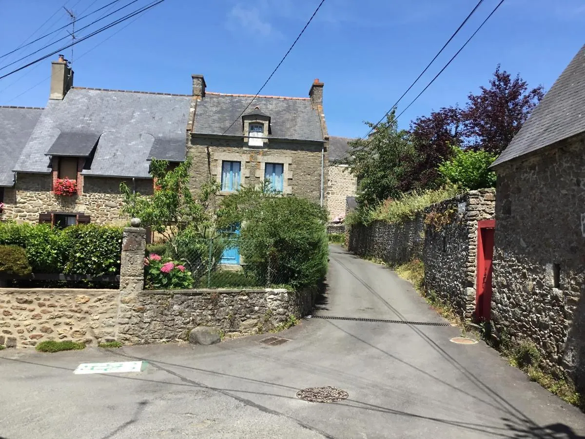 Holiday home Gite Ker Mamie Villa Saint-Lunaire